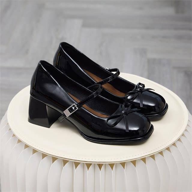 Giày Cao Gót MWC G381 - Giày Cao Gót 6cm Phối Quai Mảnh Đính Khóa Đá Kim Loại Sang Chảnh, Thời Trang.