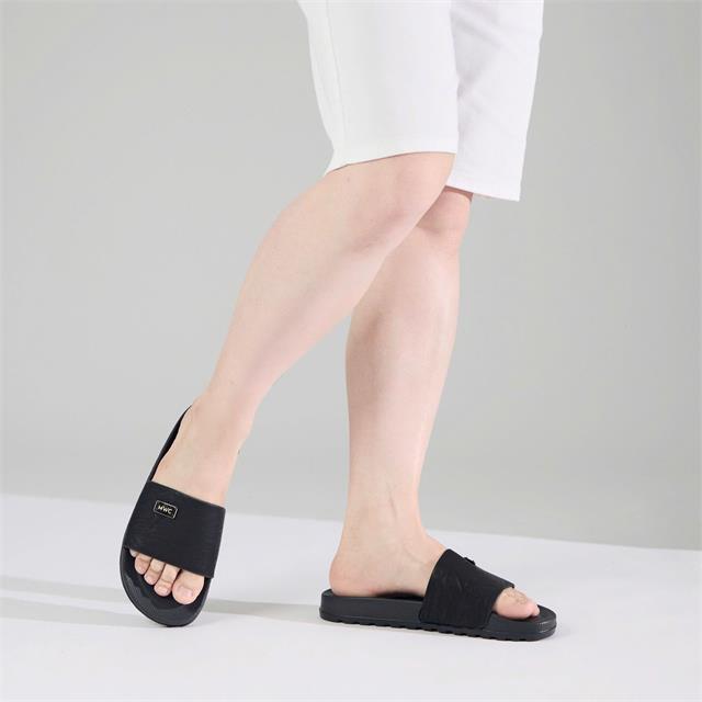 Dép Nam MWC 9293 - Dép Nam Quai Ngang Bản To Gắn Khóa Logo MWC Đẳng Cấp, Nam Tính, Thời Trang.