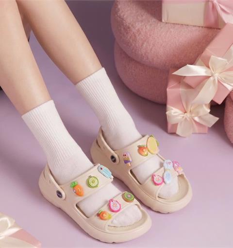 Dép Nữ MWC 8788 - Dép Sandal Nữ Đế Đúc, Hai Quai Ngang Gắn Charm Kem Nơ, Êm Nhẹ, Bền Đẹp.