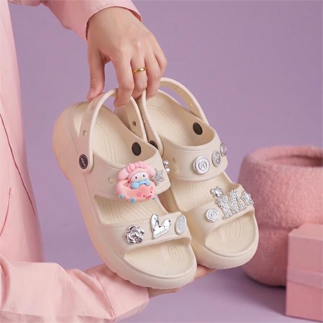 Dép Nữ MWC 8804 - Dép Sandal Nữ Đế Đúc, Hai Quai Ngang Phối Charm Bạc Lấp Lánh, Sang Chảnh, Cực Tôn Da.