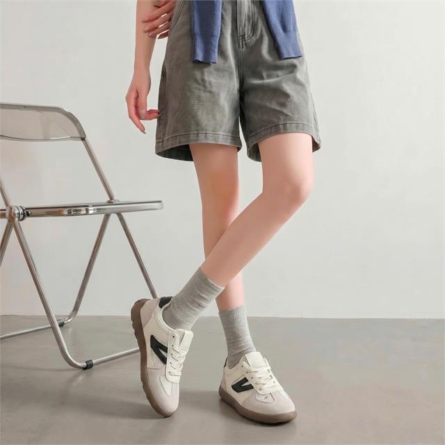 Giày Thể Thao Nữ MWC A318 - Giày Thể Thao Sneaker Nữ Cổ Thấp Hoạ Tiết Lưới Nhỏ Thoáng Khí, Êm Nhẹ, Thời Trang.