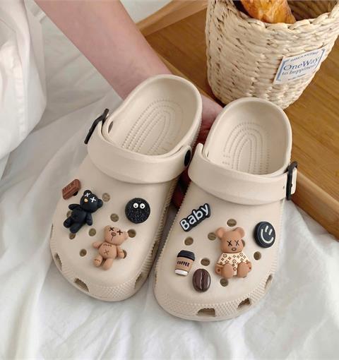 Dép Sục Nữ MWC 8854 - Dép Sandal Eva Charm Gấu, Bánh, Cà Phê Ngọt Ngào, Năng Động, Trẻ trung.