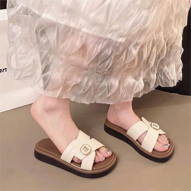  Dép Nữ MWC 8764 - Dép Quai Ngang Casual Chic Thanh Lịch Hàng Ngày, Êm Nhẹ, Bền Đẹp.