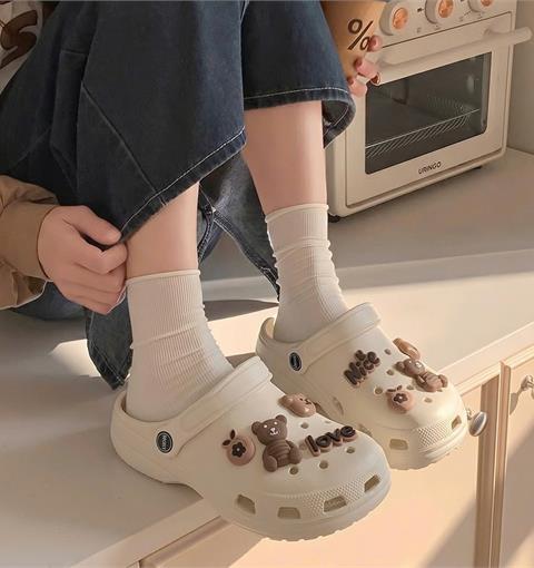 Dép Sục Nữ MWC 8885 - Dép Sandal Eva Charm Gấu, Love Ngọt Ngào, Năng Động, Trẻ trung.