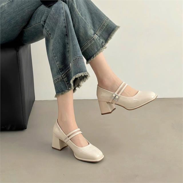 Giày Cao Gót MWC G384 - Giày Gót Vuông 6cm Phối Quai Mảnh Đính Khóa Đá Kim Loại Sang Chảnh, Thời Trang.