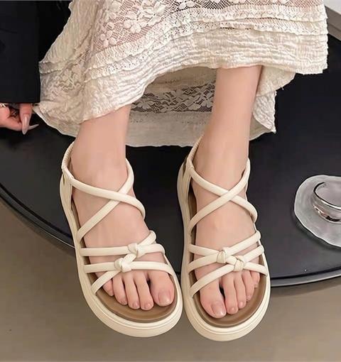 Giày Sandal Nữ MWC E206 - Sandal Nữ Quai Mảnh Đi Học, Đi Chơi, Dạo Phố Thanh Lịch, Năng Động, Thời Trang.
