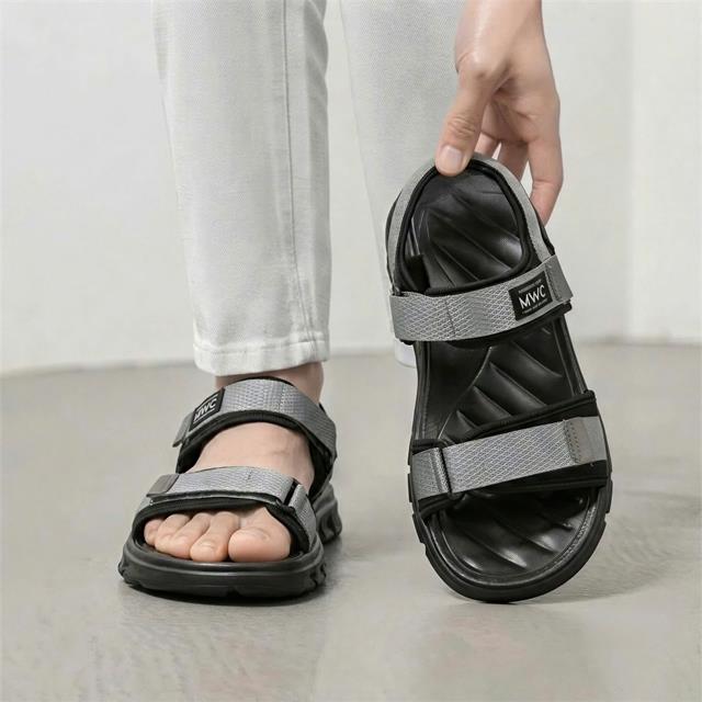 Giày Sandal Nam MWC 7080 - Sandal Nam Quai Ngang Phối Dán Cài Thanh Lịch, Êm Nhẹ, Nam Tính, Bền Đẹp.