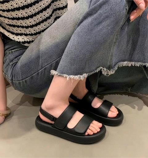 Giày Sandal Nữ MWC E229 - Sandal Thanh Lịch Nữ Đế Bằng Hiện Đại, Quai Ngang Dán Cài Êm Nhẹ, Thời Trang.
