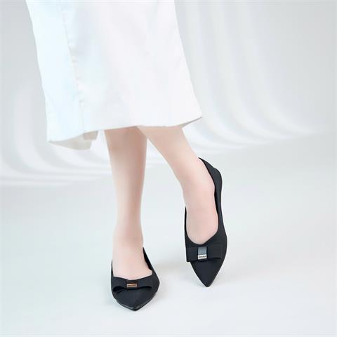 Giày Búp Bê MWC 2300 - Búp Bê Nữ Kiểu Dáng Oval Đính Nơ Khóa Nhỏ Xinh, Giày Mọi Đế Bệt Nữ Thanh Lịch, Thời Trang. - MWC