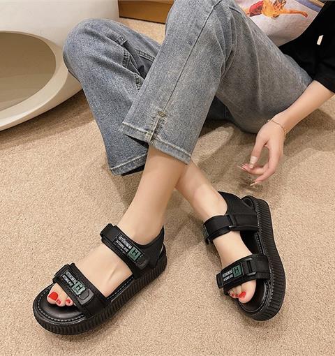 Giày sandal nữ MWC NUSD- 2403 Sandal Đế Bằng Phối Chữ Siêu Cute Với  Quai Ngang Lót Dán Thời Trang