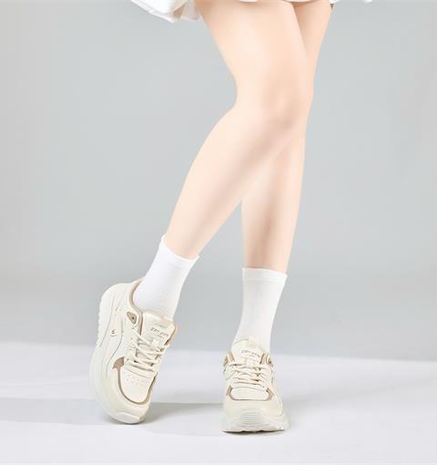 Giày Thể Thao Nữ MWC A293 - Giày Chunky Nữ Đế Cao Su Đúc Nguyên Khối Vừa Êm Ái Vừa Chắc Chắn Cho Bước Đi Nhẹ Nhàng.