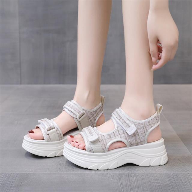 Giày sandal nữ MWC NUSD- 2407 Sandal Đế Bánh Mì Siêu Cute Với Quai Ngang Lót Dán Thời Trang