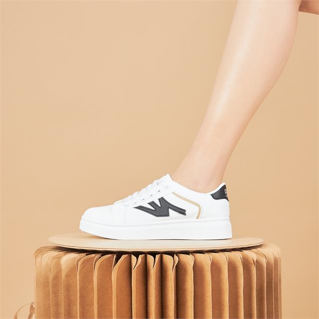 Giày thể thao nữ MWC NUTT- 0774 Giày Thể Thao Nữ Phối Màu Thời Trang,Sneaker Da Siêu Êm Chân Đế Bằng Hot Trend